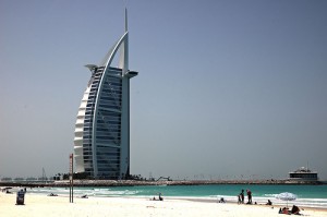 dubai personal loans Dubai sports some of the most striking Real Estate in the world, but that sector and banks are facing serious trouble. (Photo: flickr.com)