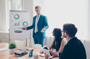 Experts debate the payday cash advance industry